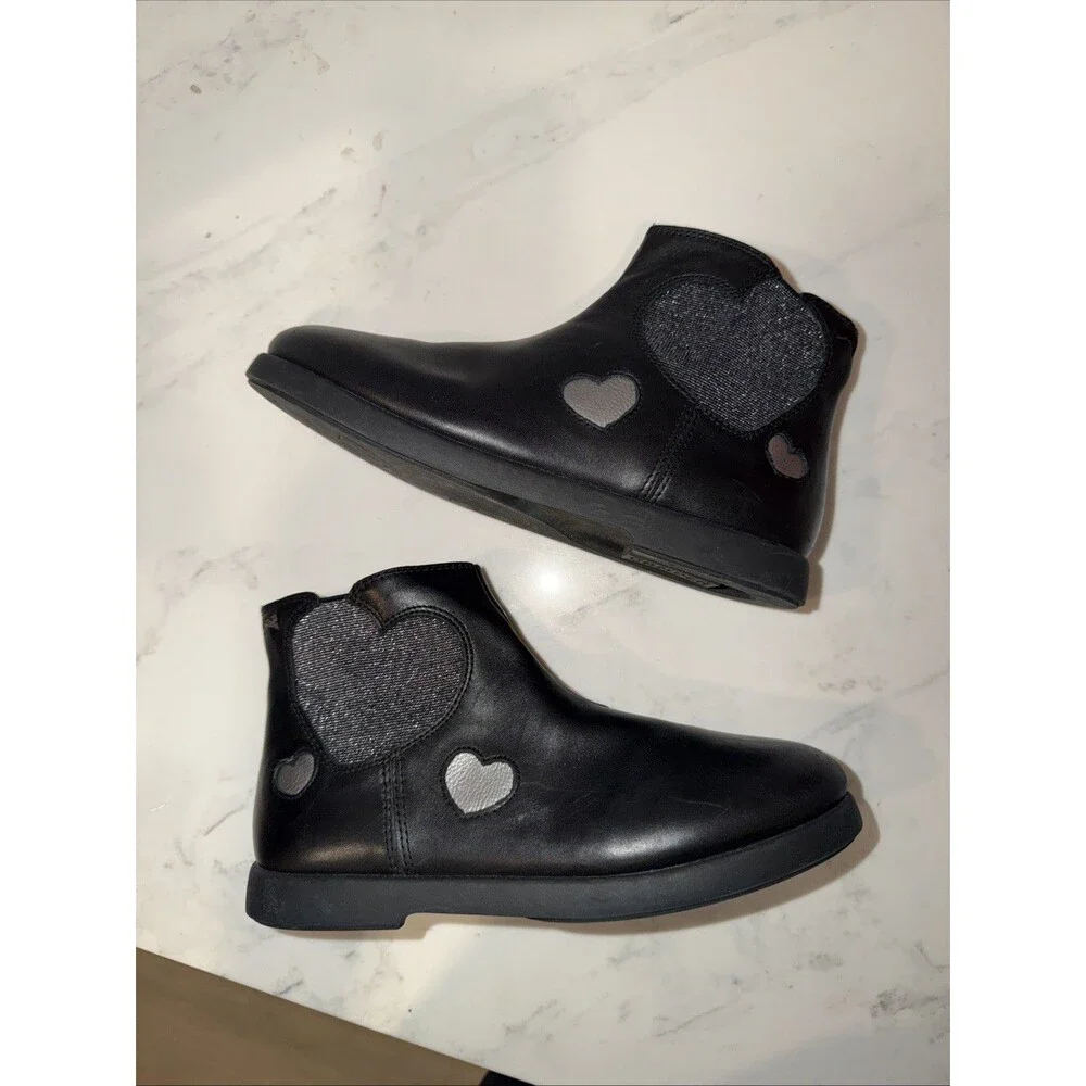 Camper Kids Duet  Chelsea Black Leather Ankle Boots Heart Details Sz 36